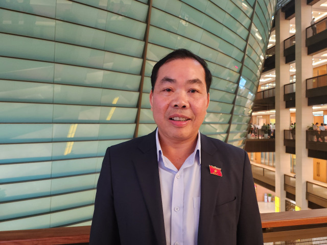 ĐBQH muốn Bộ trưởng Đặng Quốc Khánh làm rõ hơn nữa những giải pháp - Hình 2 DBQH muon Bo truong Dang Quoc Khanh lam ro hon nua nhung giai phap-Hinh-2