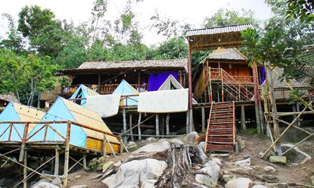 An Giang: Cận ảnh loạt homestay xây dựng trái phép trên núi Cấm - Hình 4 An Giang: Can anh loat homestay xay dung trai phep tren nui Cam-Hinh-4