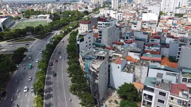 Loat cong trinh, chung cu mini co dau hieu vi pham o Ha Noi