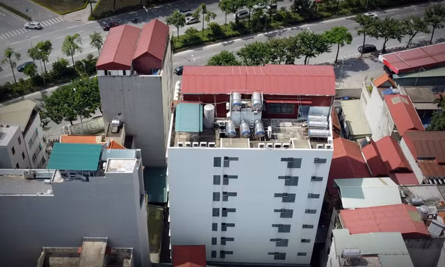 Loat cong trinh, chung cu mini co dau hieu vi pham o Ha Noi-Hinh-3