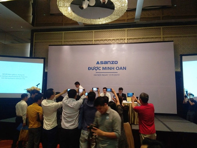 Asanzo, CEO Tam “quẩy” họp báo... động cơ gì khi chưa có kết luận thanh tra? Asanzo, CEO Tam “quay” hop bao... dong co gi khi chua co ket luan thanh tra?
