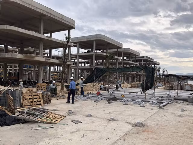 The Arena Cam Ranh nhieu lum xum, khach mua de nhan trai dang-Hinh-3