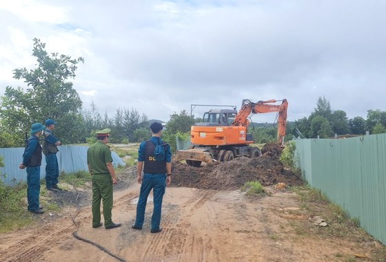 Cận cảnh 79 căn biệt thự xây dựng trái phép ở Phú Quốc - Hình 4 Can canh 79 can biet thu xay dung trai phep o Phu Quoc-Hinh-4