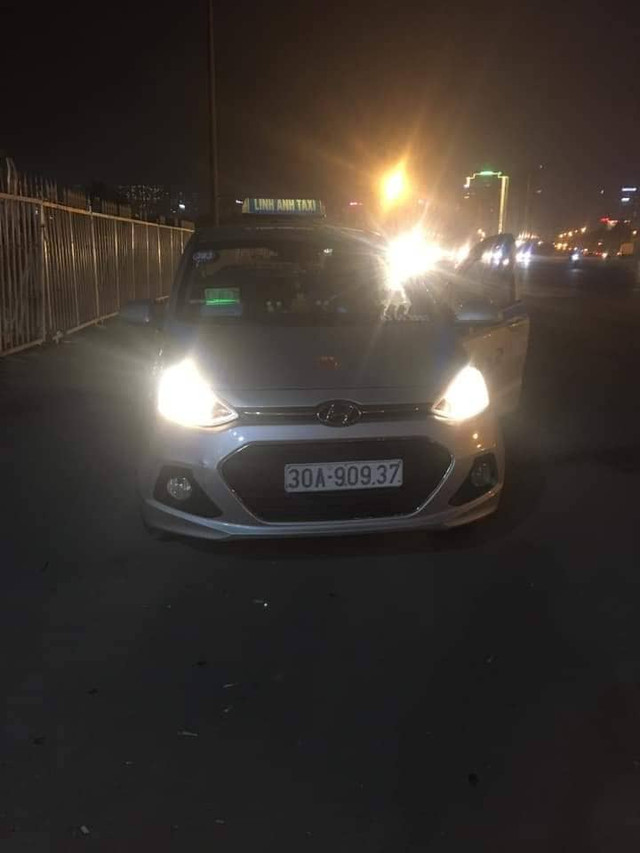 Danh tính tài xế taxi nghi bị cướp cứa cổ ở SVĐ Mỹ Đình Danh tinh tai xe taxi nghi bi cuop cua co o SVD My Dinh