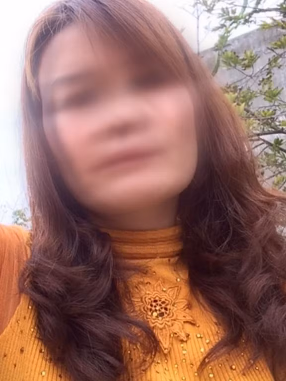 Doi ly hon vi bi chong danh den 6 lan nhap vien cap cuu