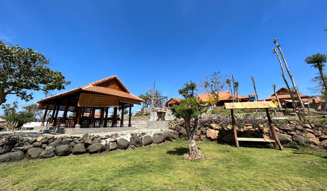 Hình ảnh tháo dỡ loạt công trình trái phép của giám đốc công ty Đoàn Thành Đắk Lắk - Hình 7 Hinh anh thao do loat cong trinh trai phep cua giam doc cong ty Doan Thanh Dak Lak-Hinh-7