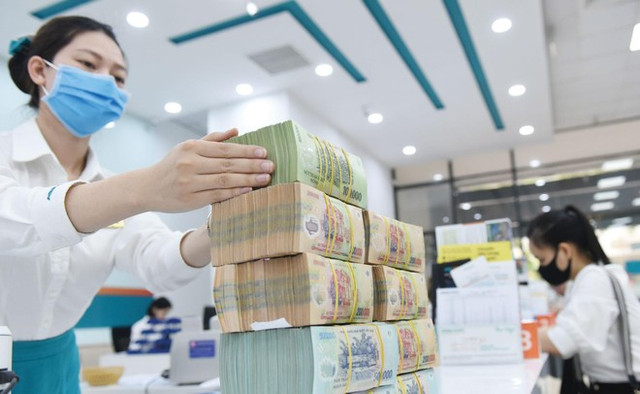 Vì sao không giảm VAT 2% cho nhóm ngân hàng, chứng khoán, bảo hiểm? Vi sao khong giam VAT 2% cho nhom ngan hang, chung khoan, bao hiem?