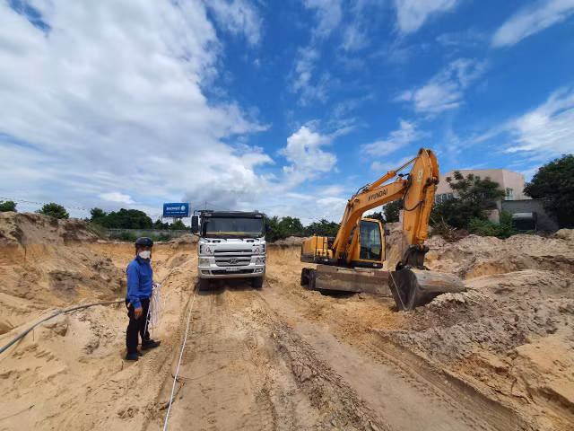 Bat qua tang khai thac cat trai phep ngay cua ngo TP.Vung Tau