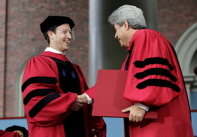 Mark Zuckerberg, tỷ phú tuổi Tý thành công nhất lịch sử - Hình 4 Mark Zuckerberg, ty phu tuoi Ty thanh cong nhat lich su-Hinh-4