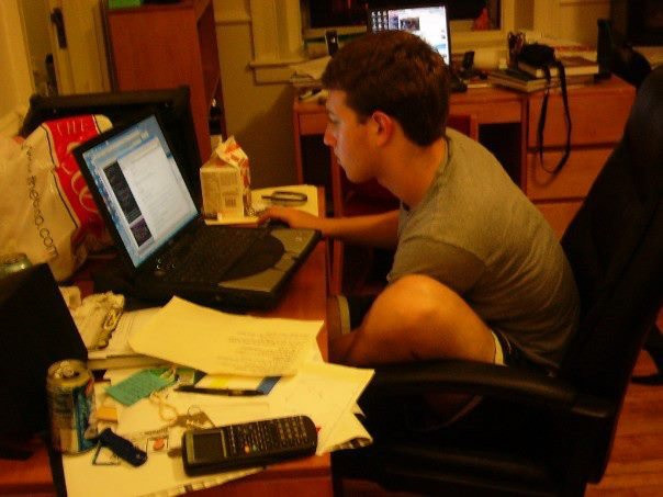 Mark Zuckerberg, tỷ phú tuổi Tý thành công nhất lịch sử - Hình 2 Mark Zuckerberg, ty phu tuoi Ty thanh cong nhat lich su-Hinh-2
