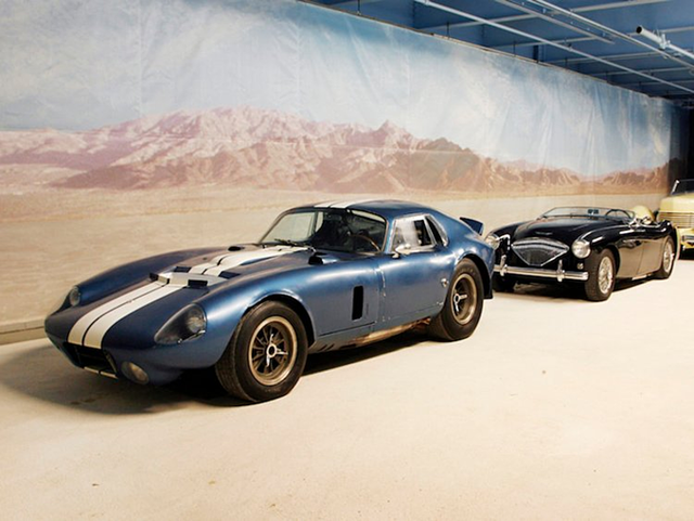 Gia tộc Walton giàu nhất thế giới và khối tài sản khổng lồ 201 tỷ USD - Hình 5 Gia toc Walton giau nhat the gioi va khoi tai san khong lo 201 ty USD-Hinh-5