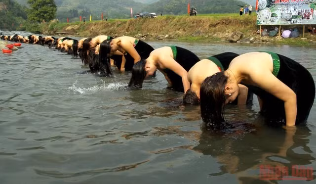 Nhung my nu Thai bo vai trang ngan, vong nguc day cang tran suc song-Hinh-3