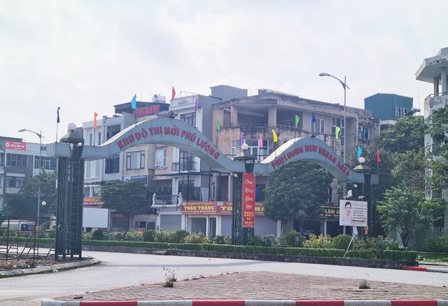 Cận cảnh nhiều biệt thự khủng bên trong khu đô thị mới Phú Lương - Hình 12 Can canh nhieu biet thu khung ben trong khu do thi moi Phu Luong-Hinh-12