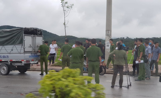 Các nghi phạm thực nghiệm hiện trường cảnh hiếp dâm rồi giết nữ sinh giao gà ở Điện Biên Cac nghi pham thuc nghiem hien truong canh hiep dam roi giet nu sinh giao ga o Dien Bien
