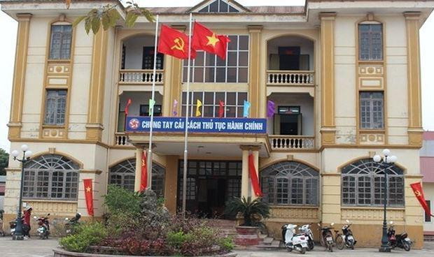 Ai tố cáo thanh tra Bộ Xây dựng chiếm đoạt tiền tỷ ở Vĩnh Phúc? Ai to cao thanh tra Bo Xay dung chiem doat tien ty o Vinh Phuc?