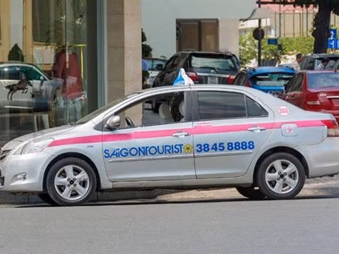 Van chuyen Sai Gon Tourist de nghi toa bac don xin pha san cua thanh vien HDQT