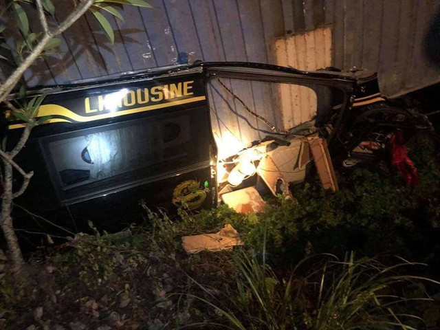 Tai nạn ở Quảng Ninh: Cả 3 người trên xe limousine tử nạn, có 1 nữ giám đốc - Hình 8 Tai nan o Quang Ninh: Ca 3 nguoi tren xe limousine tu nan, co 1 nu giam doc-Hinh-8