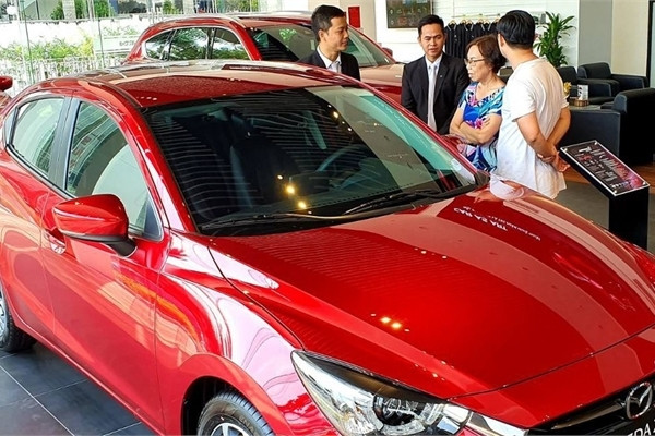 Ô tô mất giá quá nhanh, khách mua sớm tiếc ngẩn ngơ - Hình 2 O to mat gia qua nhanh, khach mua som tiec ngan ngo-Hinh-2