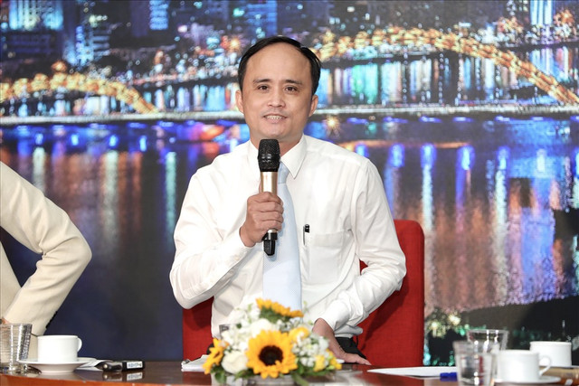 Đề xuất mở 'phố đèn đỏ' tại Đà Nẵng - Hình 2 De xuat mo 'pho den do' tai Da Nang-Hinh-2