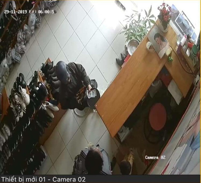 Nguoi mat den cam dau ga di an xin khien dan Hai Phong thao chay that than-Hinh-4