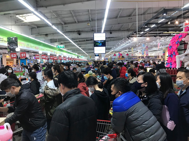 Xe công nghệ đua mở dịch vụ 'đi chợ giùm' mùa Covid-19 Xe cong nghe dua mo dich vu 'di cho gium' mua Covid-19