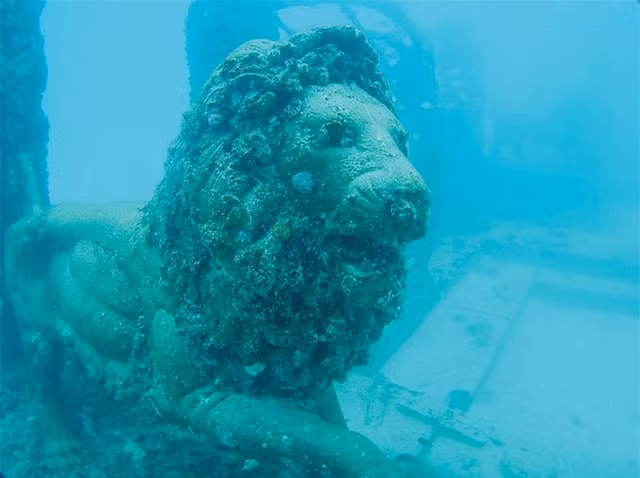 Thanh pho Su Tu 1.300 tuoi van nguyen ven duoi day ho-Hinh-9