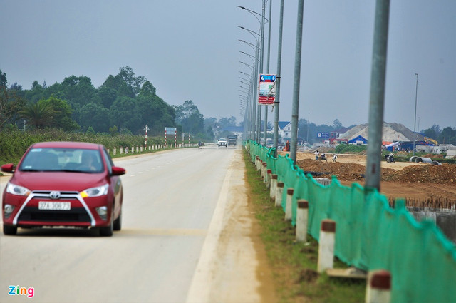 Cận cảnh công trường đại lộ nghìn tỷ Vinh - Cửa Lò - Hình 6 Can canh cong truong dai lo nghin ty Vinh - Cua Lo-Hinh-6