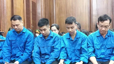 50 bị cáo kháng cáo vụ làm giả phiếu kiểm nghiệm kẹo Kera, sữa Hiup