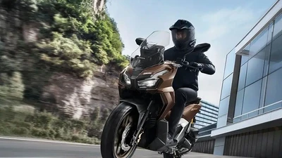 Honda ADV160 RoadSync phiên bản mới sắp bán chính hãng tại Việt Nam?