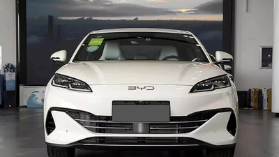 BYD Seal 06 DM-i 2026 tiết kiệm xăng giá rẻ ra mắt, chỉ từ 358 triệu đồng