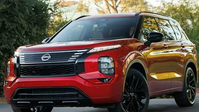 Nissan X-Trail Plug-in Hybrid 2026 lộ diện, "bản sao" của Outlander PHEV?