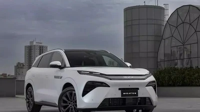 BYD Sealion 8 2026 ra mắt, chạy được 370 km chỉ sau 5 phút sạc