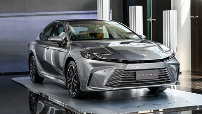 Toyota Camry và Corolla Cross hybrid bị triệu hồi vì lỗi hệ truyền động