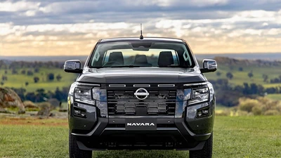 Nissan Navara 2026 - bán tải "chung trứng" với Mitsubishi Triton có gì?