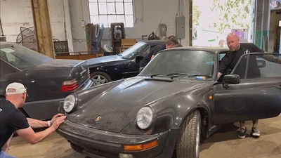 Porsche 930 Turbo để ở garage 19 năm không lăn bánh giờ trở thành kho báu