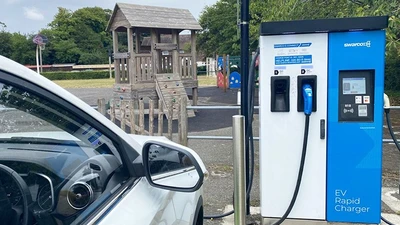 Trạm sạc ôtô điện bất ngờ bị phát hiện “ô nhiễm” bụi mịn