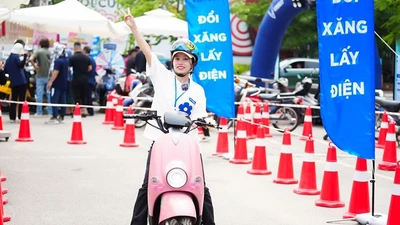 Hà Nội - đề xuất hộ nghèo được tài trợ 100% khi đổi sang xe máy điện