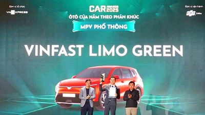 VinFast Limo Green giành giải xe của năm phân khúc MPV phổ thông