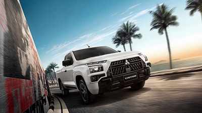 Mitsubishi Triton Mega Cab STREET 2025 cực ngầu, chỉ từ 530 triệu đồng