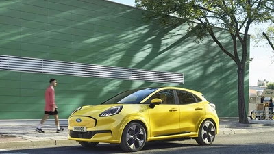 Ford Puma Gen-E 2026 ra mắt - SUV điện cỡ nhỏ sạc đầy chạy 550 km