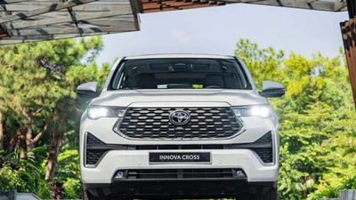Toyota Innova Cross sắp đcó thêm phiên bản giá rẻ tại Việt Nam