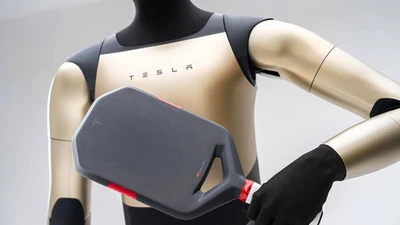 Tesla ra mắt vợt Pickleball Selkirk khí động học, giá hơn 9,1 triệu đồng