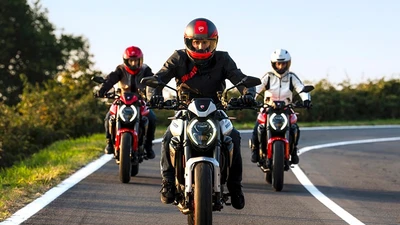 Chi tiết Ducati Monster 2026 vừa ra mắt với nhiều cải tiến thú vị