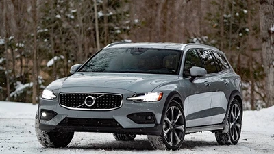Volvo V60 Cross Country bán gần 3 tỷ tại Việt Nam bị khai tử ở Mỹ
