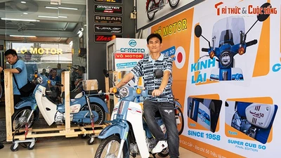 Cận cảnh Honda Super Cub 50 đặc biệt không dưới 100 triệu tại Việt Nam