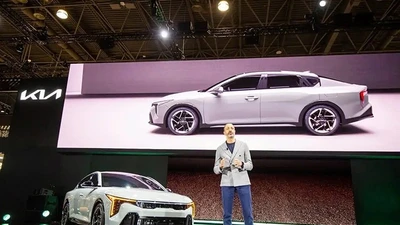 Kia K4 2026 bổ sung trang bị, giá khởi điểm từ 579 triệu đồng