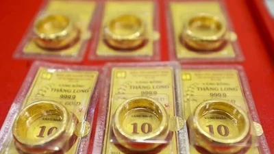 Giá vàng trong nước ra sao sau khi công an làm việc với Bảo Tín Minh Châu?