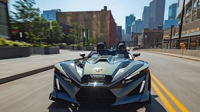 Polaris Slingshot Signature Edition 2026 ra mắt với giá từ 952 triệu đồng