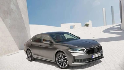 Skoda Octavia Select, Wagon Hybrid và Superb PHEV sắp về Việt Nam