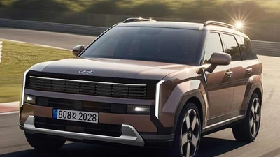 Mẫu xe SUV Hyundai SantaFe facelift 2027 lộ nội thất hiện đại hơn